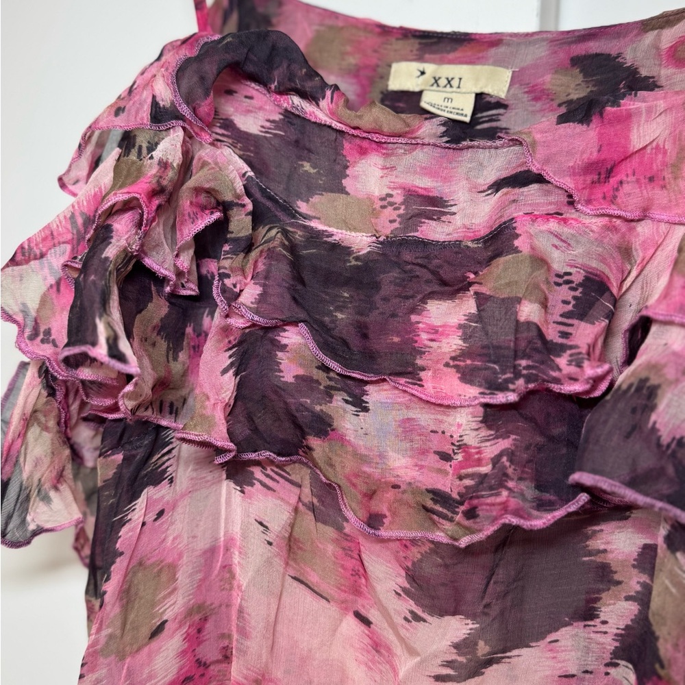 Vintage Forever 21 Pink and Black Ruffled Blouse‎ - Picture 6 of 6